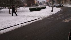 utrzymanie zimowe przejść dla pieszych oraz przystanków autobusowych
